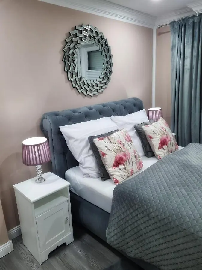 R&S Apartments BRE